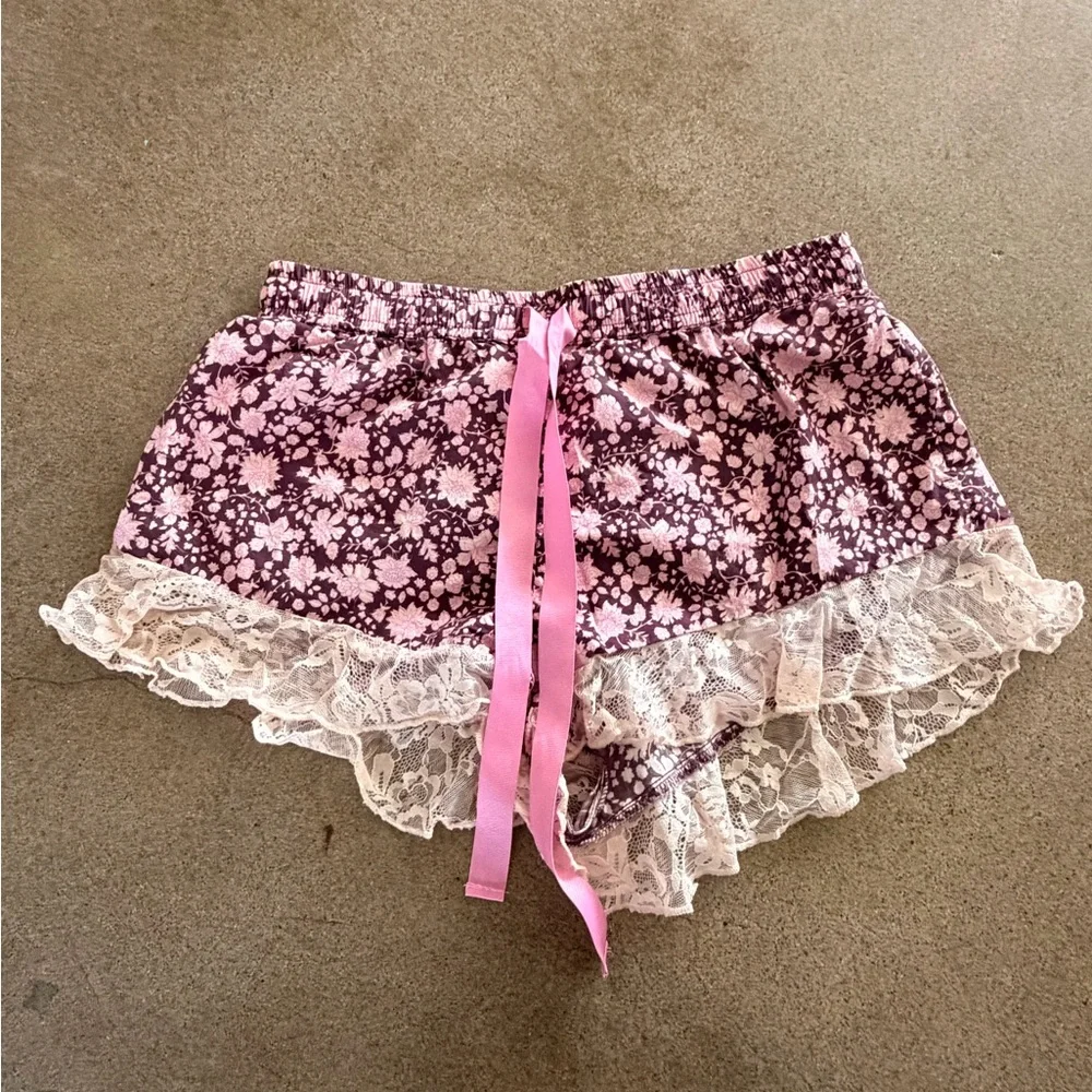 Floral Lace Trim Sleep Shorts - Anthropologie - Picture 1 of 3